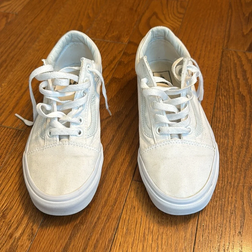 White Vans - Picture 2 of 7